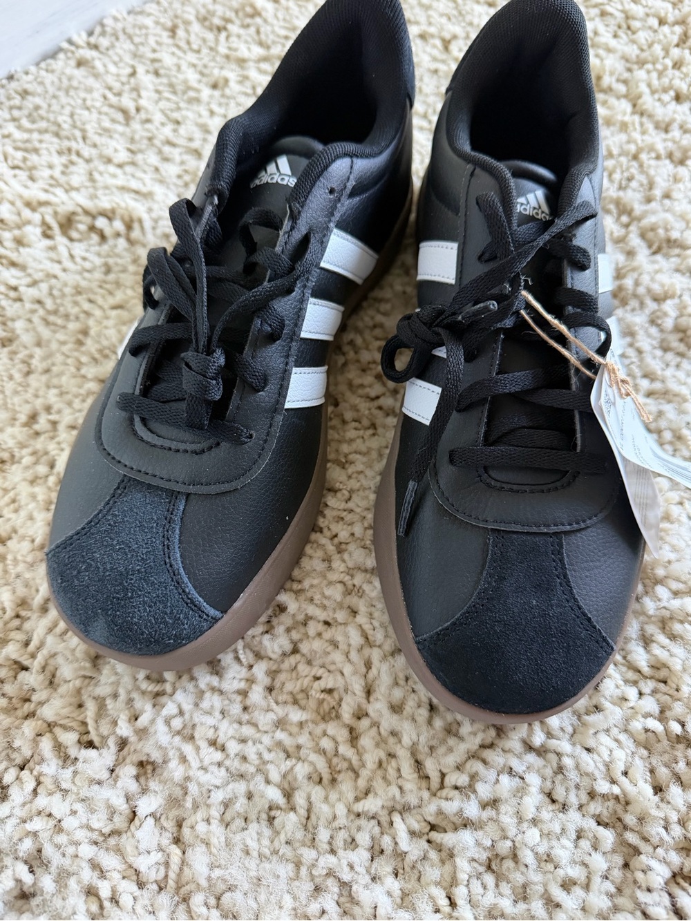NWT Adidas VL Court 3.0 Black White Gum Sneakers Women’s 7